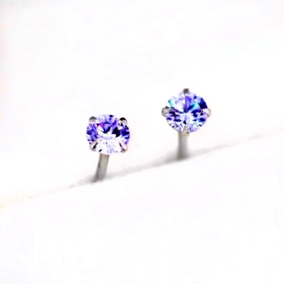 Tiny 925 Sterling Silver 4 Prong Set 3mm Lavender Diamond CZ Stud Earrings - Picture 2 of 10